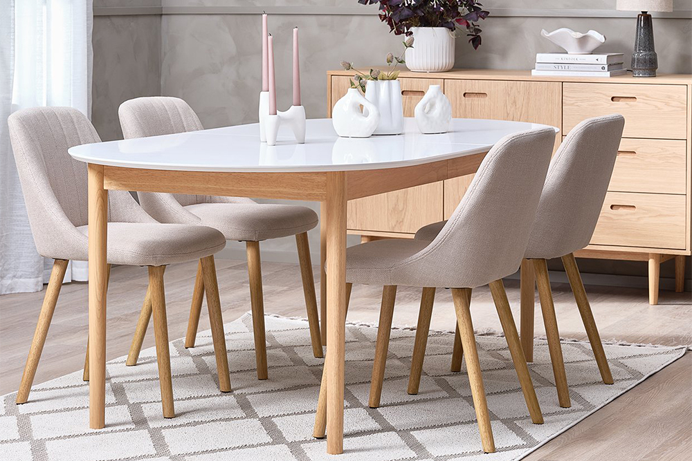 Tavoli e sedie in offerta