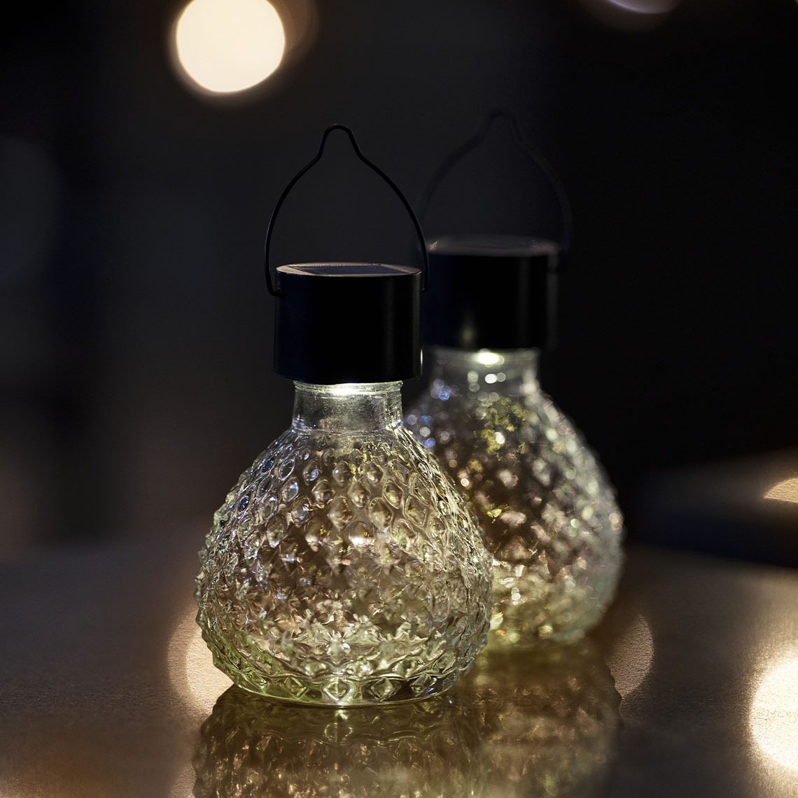 LAPPSPURV – lampada solare Lampada solare con luce calda notturna